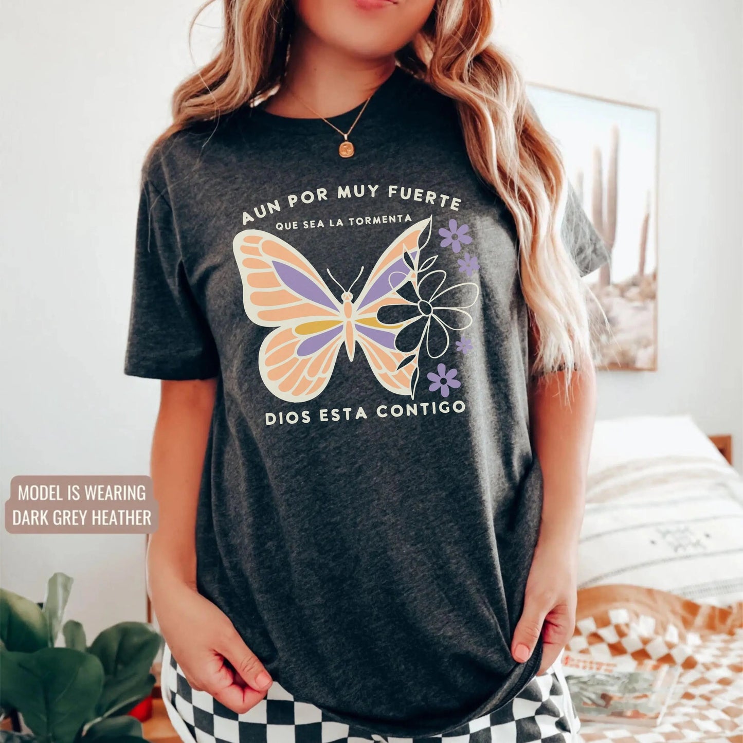 Spanish Christian Butterfly Shirt, Latin Religious Tee, Spanish Religious Graphic Top, Latin Church Gift, Spanish Christian Gift, Jesus gift