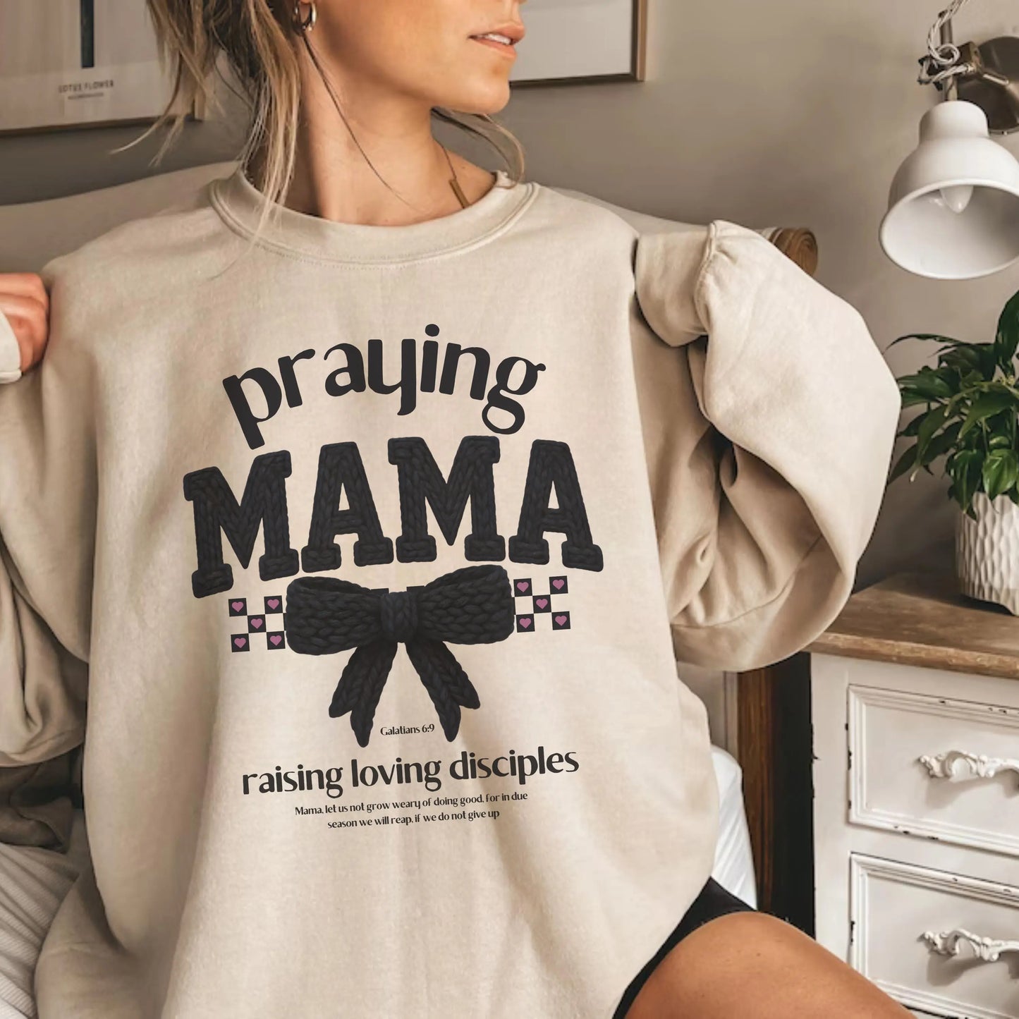 Praying Mama sweatshirt, Christian mom faith shirt, Cute Christian Mom apparel, Trendy Christian Mom Shirt, New Mom Gift